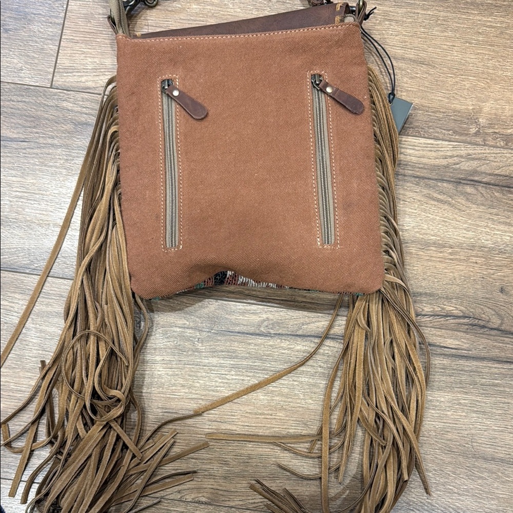 Myra Willow Concealed Carry Crossbody -NWT - Picture 3 of 4